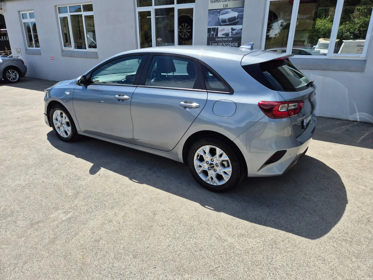 Kia Ceed 2023 - Image 5