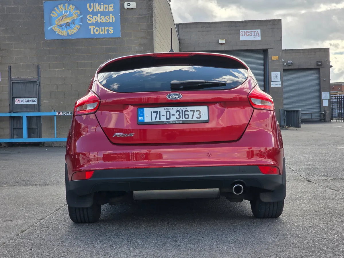 Ford Focus 2.0 TDCi Titanium Automatic - Image 3