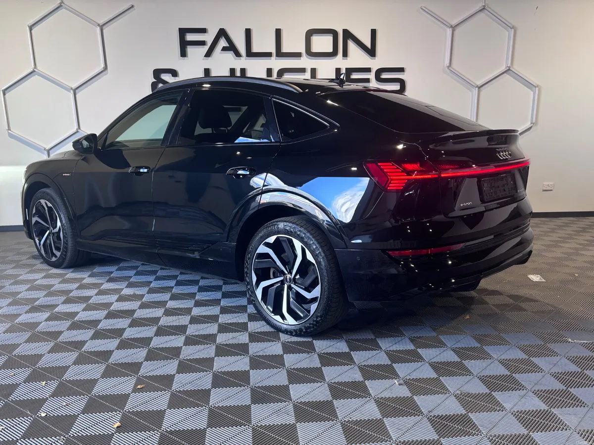 AUDI E- TRON BLACK EDITION 55 95KwH BATTERY - Image 4