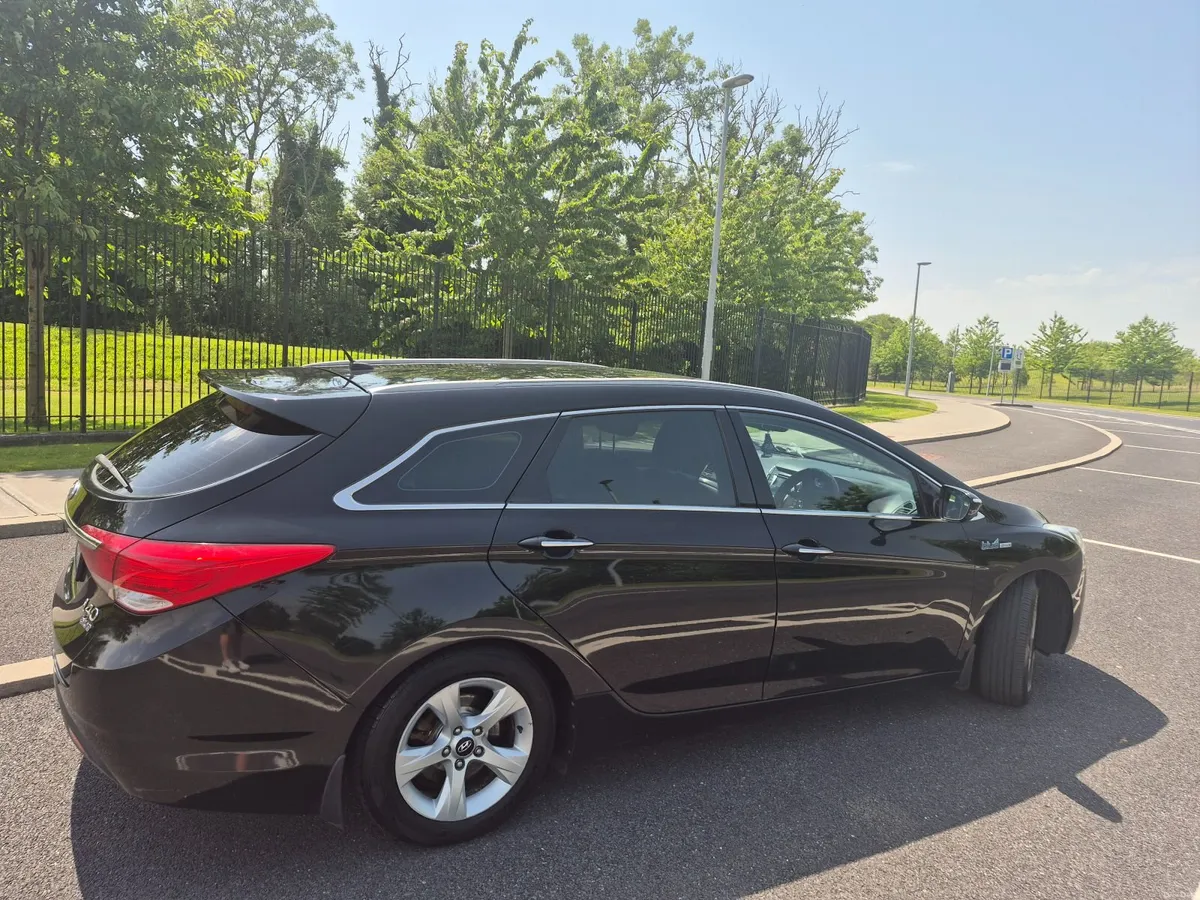 Hyundai i40 2013 - Image 3