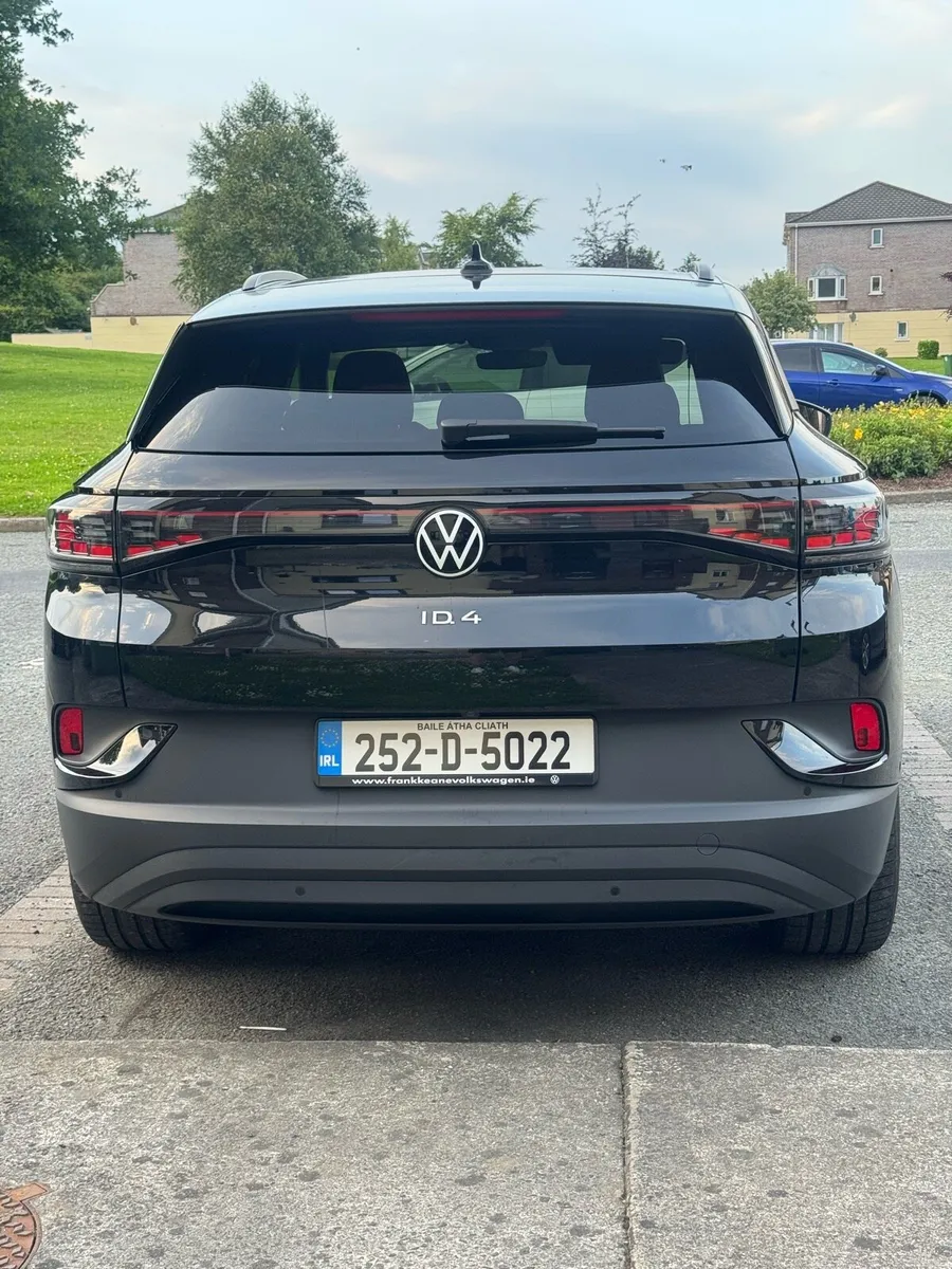 ID4 with Full VW Warranty - Image 2