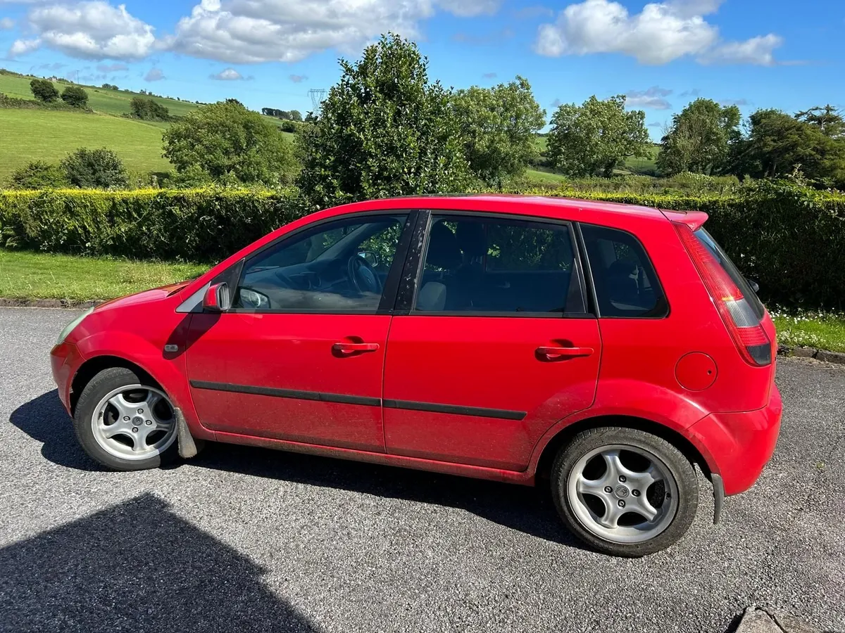 Ford Fiesta 2006 - Image 2