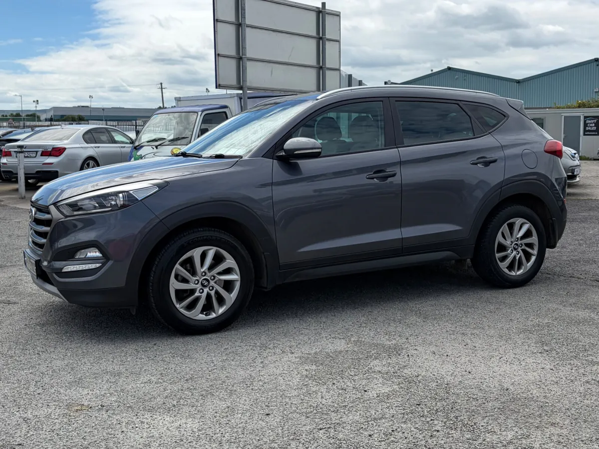 2017 Hyundai Tucson 1.7D Executive Nct 03/27 - Image 1