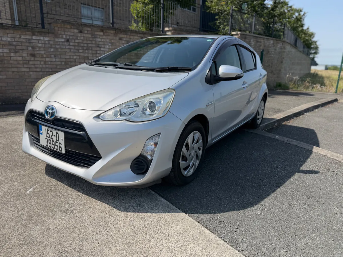 152 Toyota Aqua 1.5 Hybrid Fresh Import New NCT - Image 2