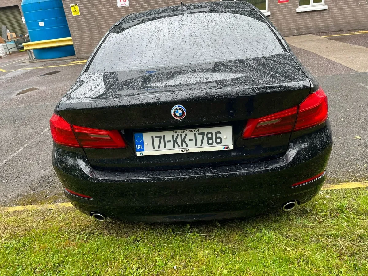 BMW 5-Series 2017 - Image 5