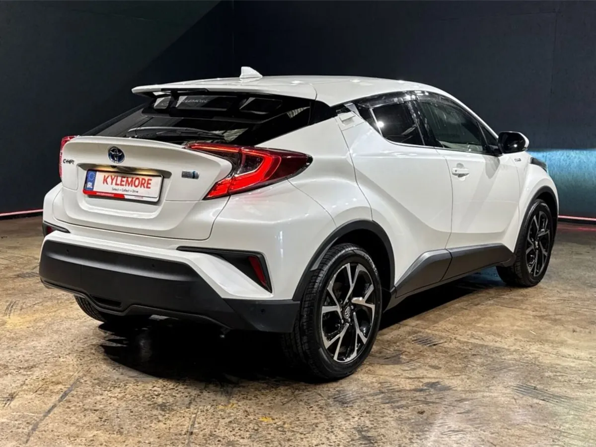 Toyota C-HR G PACKAGE - HALF BROWN LEATHER - FACTO - Image 4
