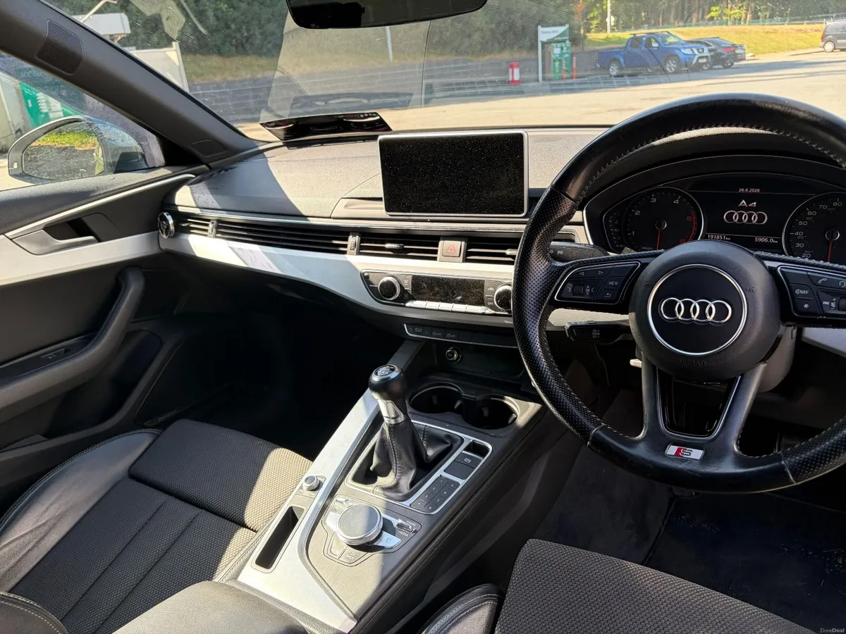 Audi A4 Sline 2.0 TDI 190hp 2016 - Image 2