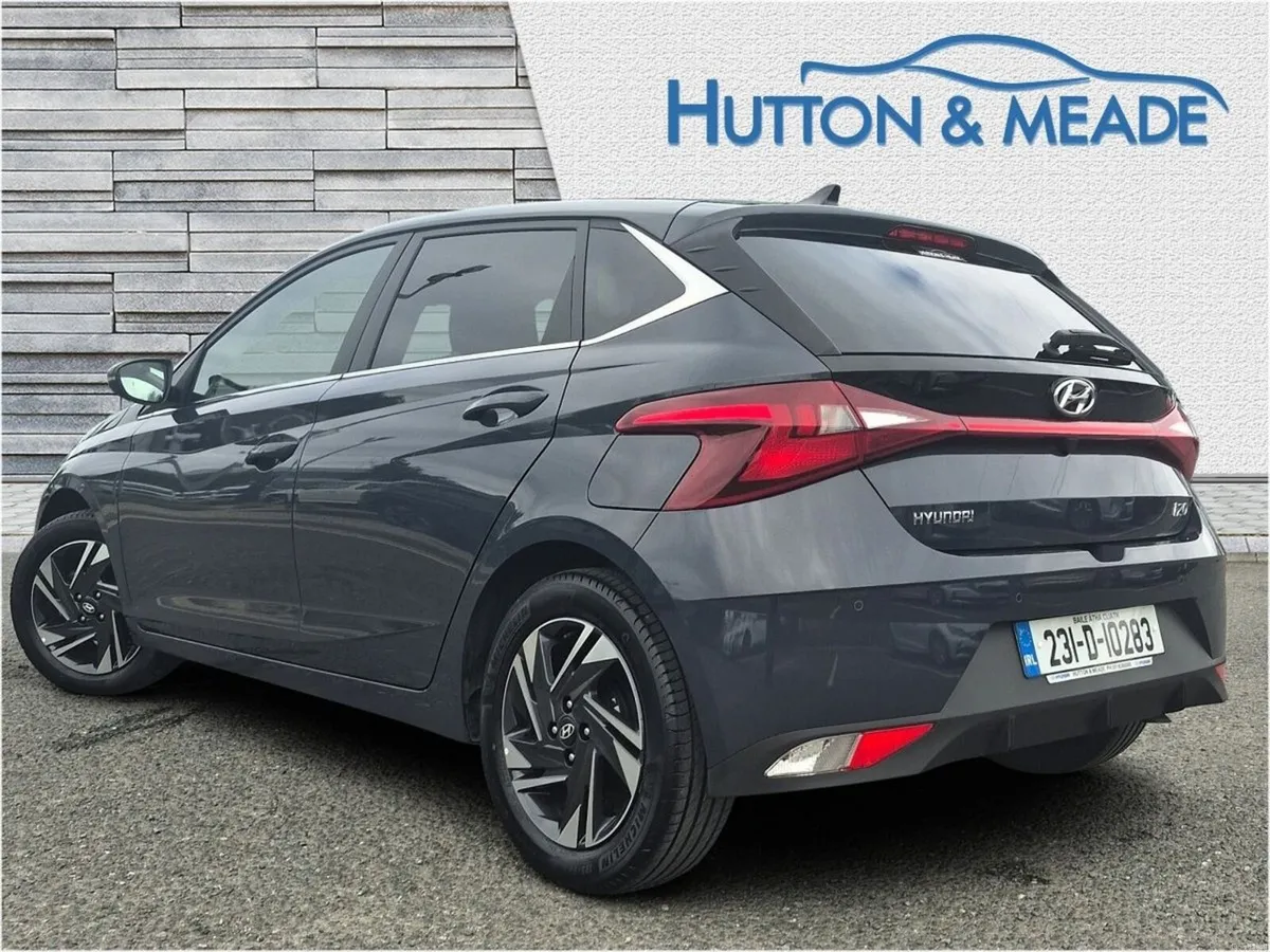 Hyundai i20 Delux Plus 1.2 Petrol 5dr - Image 3