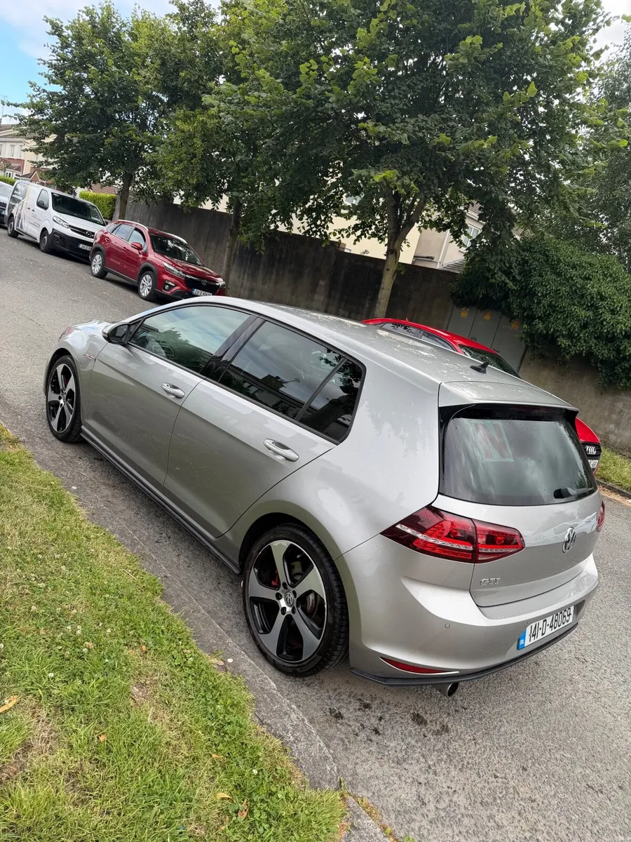 Volkswagen Golf 2014 - Image 5