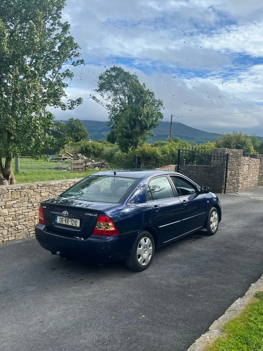 Toyota Corolla - Image 4