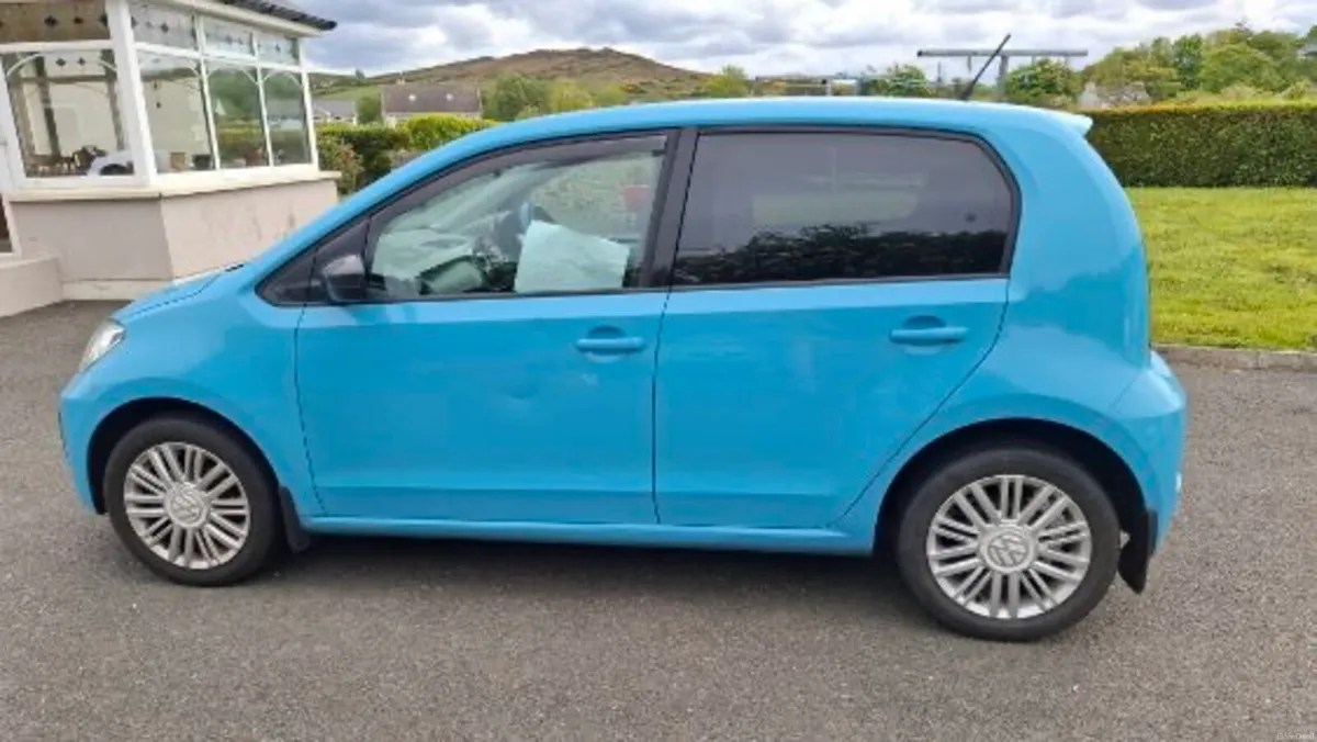 Volkswagen UP! - Image 3