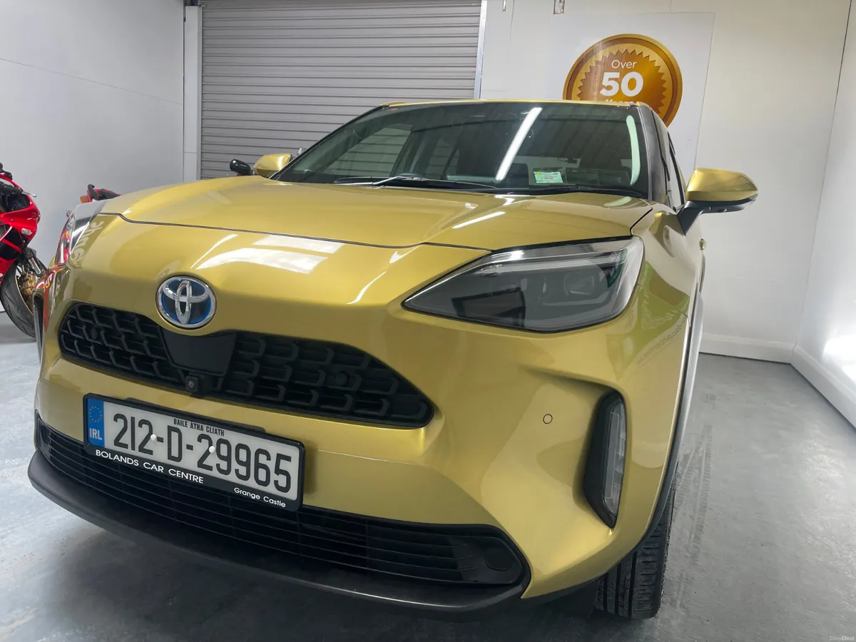 212 Toyota Yaris Cross Hybrid 1.5 Auto (High Spec) - Image 4