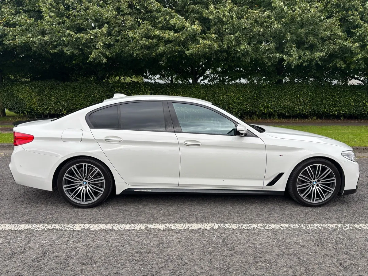 BMW 520d 2017 G30 M-Sport low kms - Image 4
