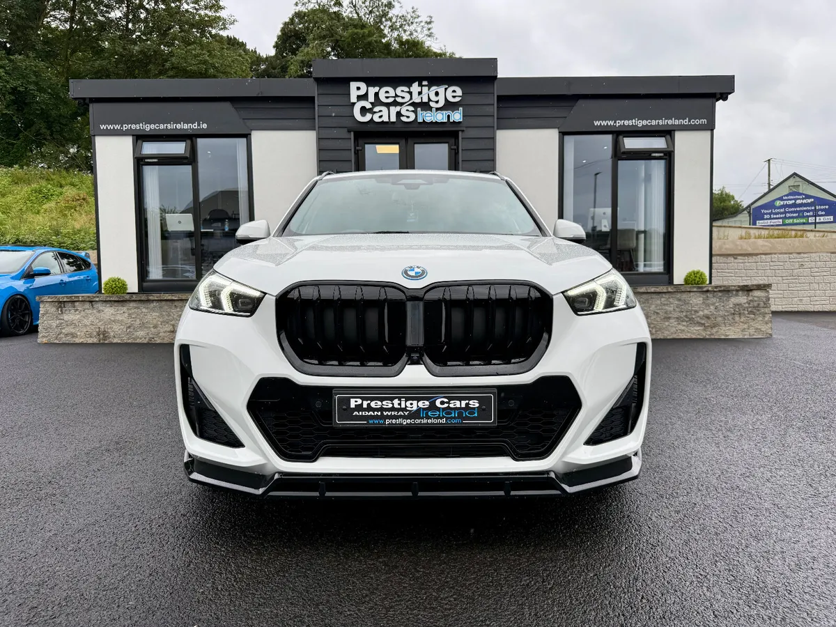 231 BMW X1 25E M SPORT AUTO NEW MODEL,BODY KIT,FSH - Image 2