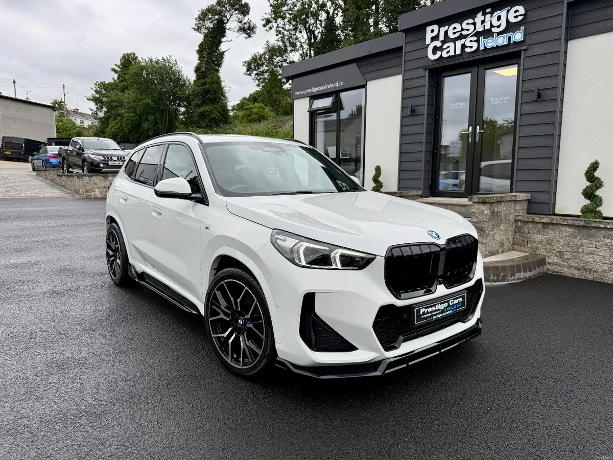 231 BMW X1 25E M SPORT AUTO NEW MODEL,BODY KIT,FSH - Image 4