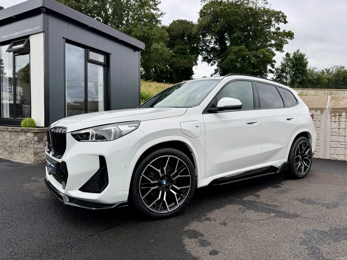 231 BMW X1 25E M SPORT AUTO NEW MODEL,BODY KIT,FSH - Image 1