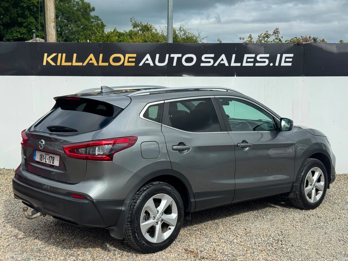 2018 Nissan Qashqai 1.5D SV Manual (New Model) - Image 4