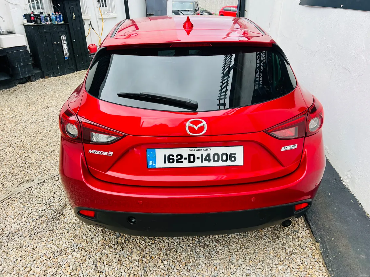 2016  Mazda 3 1.5d Executive se - Image 4