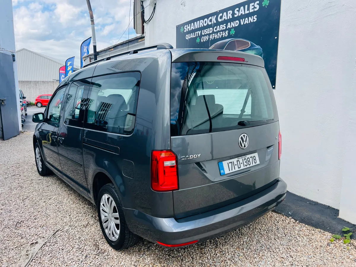 2017 Volkswagen Caddy Maxi life 1.6 tdi Auto - Image 3