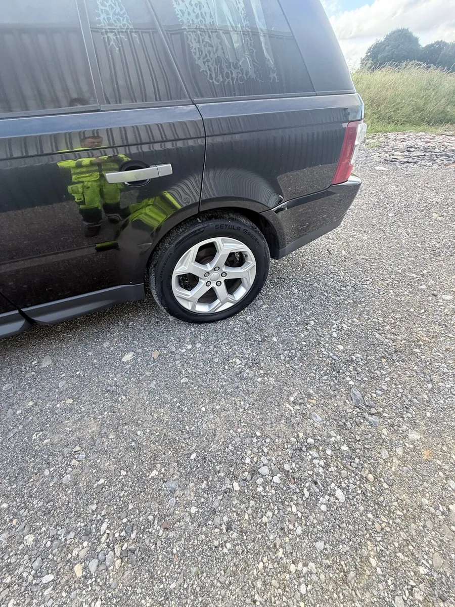 Range Rover sport HSE 2.7 - Image 4