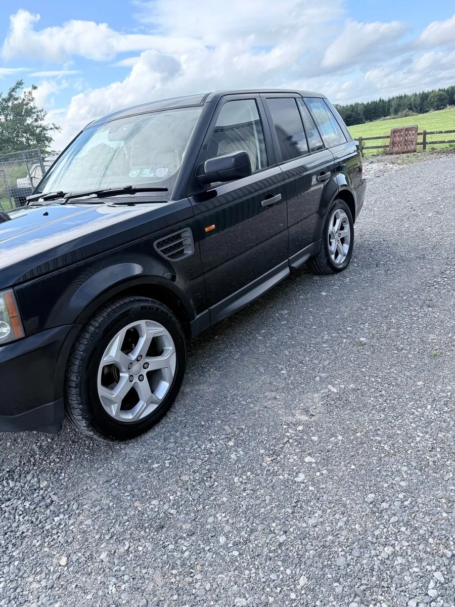 Range Rover sport HSE 2.7 - Image 2