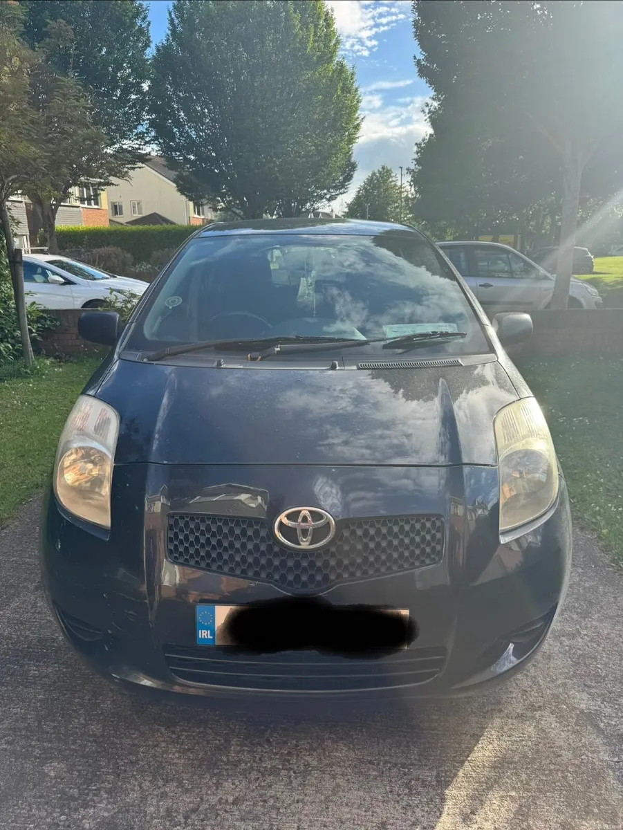 Toyota Yaris 2006 - Image 1