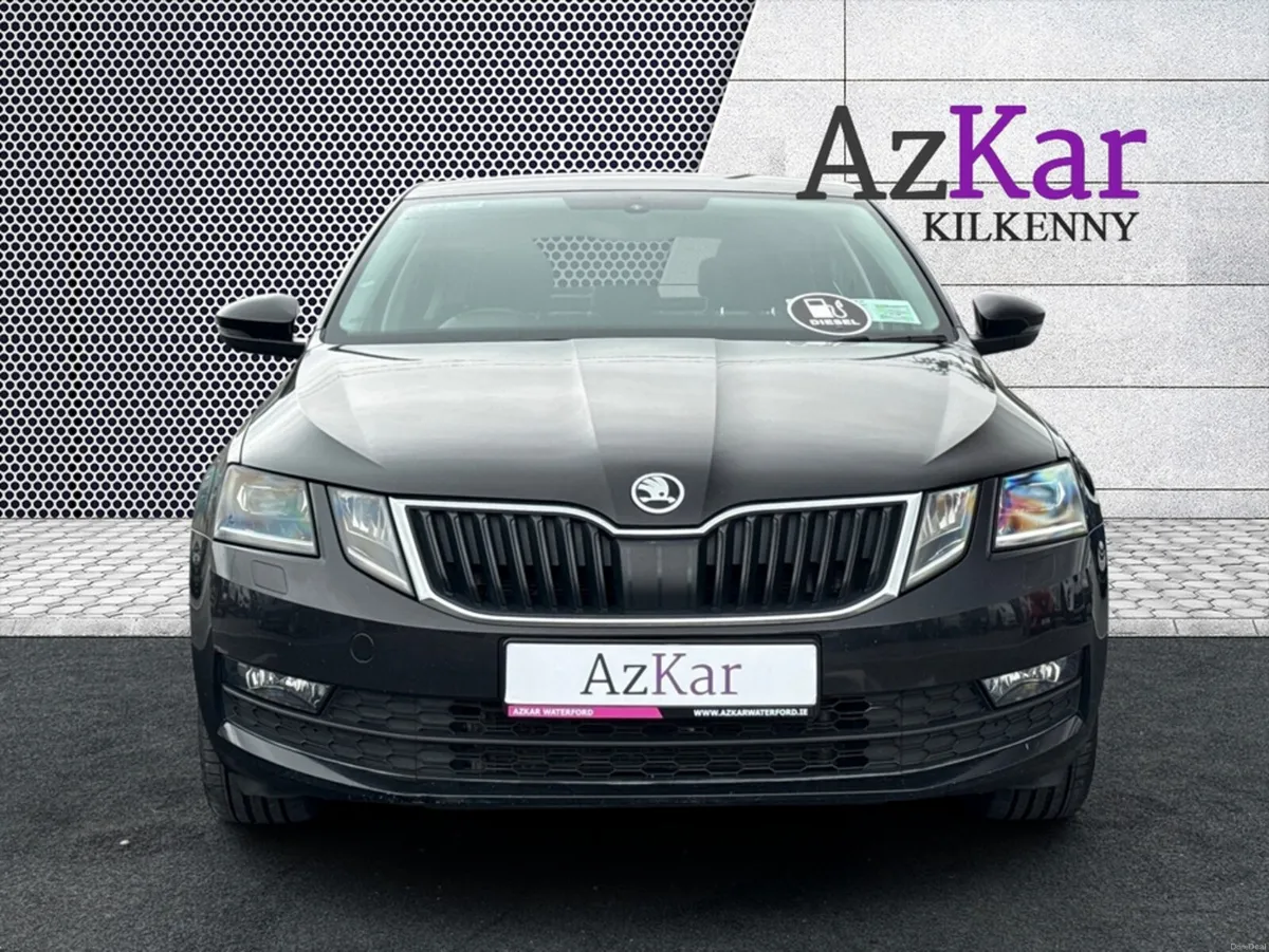 Skoda Octavia 2020 STYLE 1.6 DIESEL 115BHP HATCHBA - Image 2