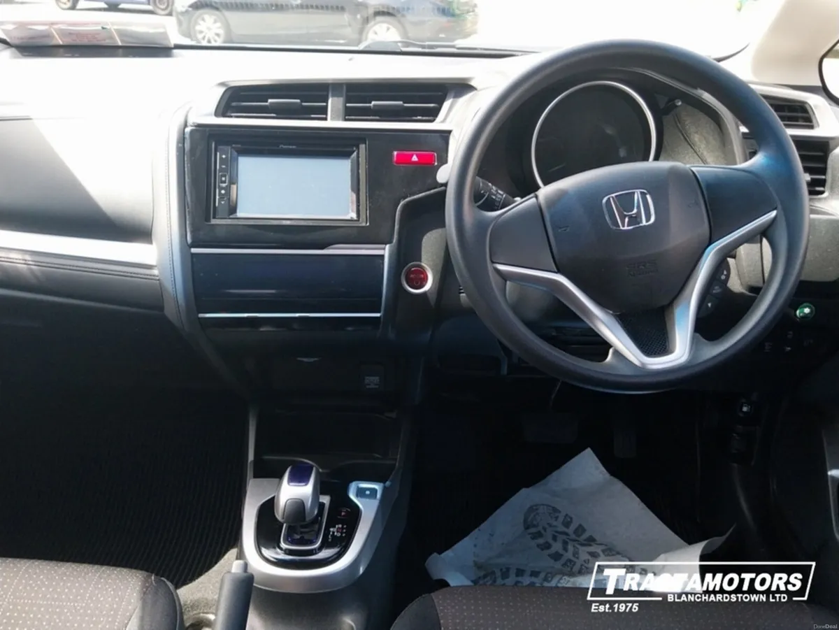 Honda Fit GP5 HYBRID 5DR AUTOMATIC - Image 2