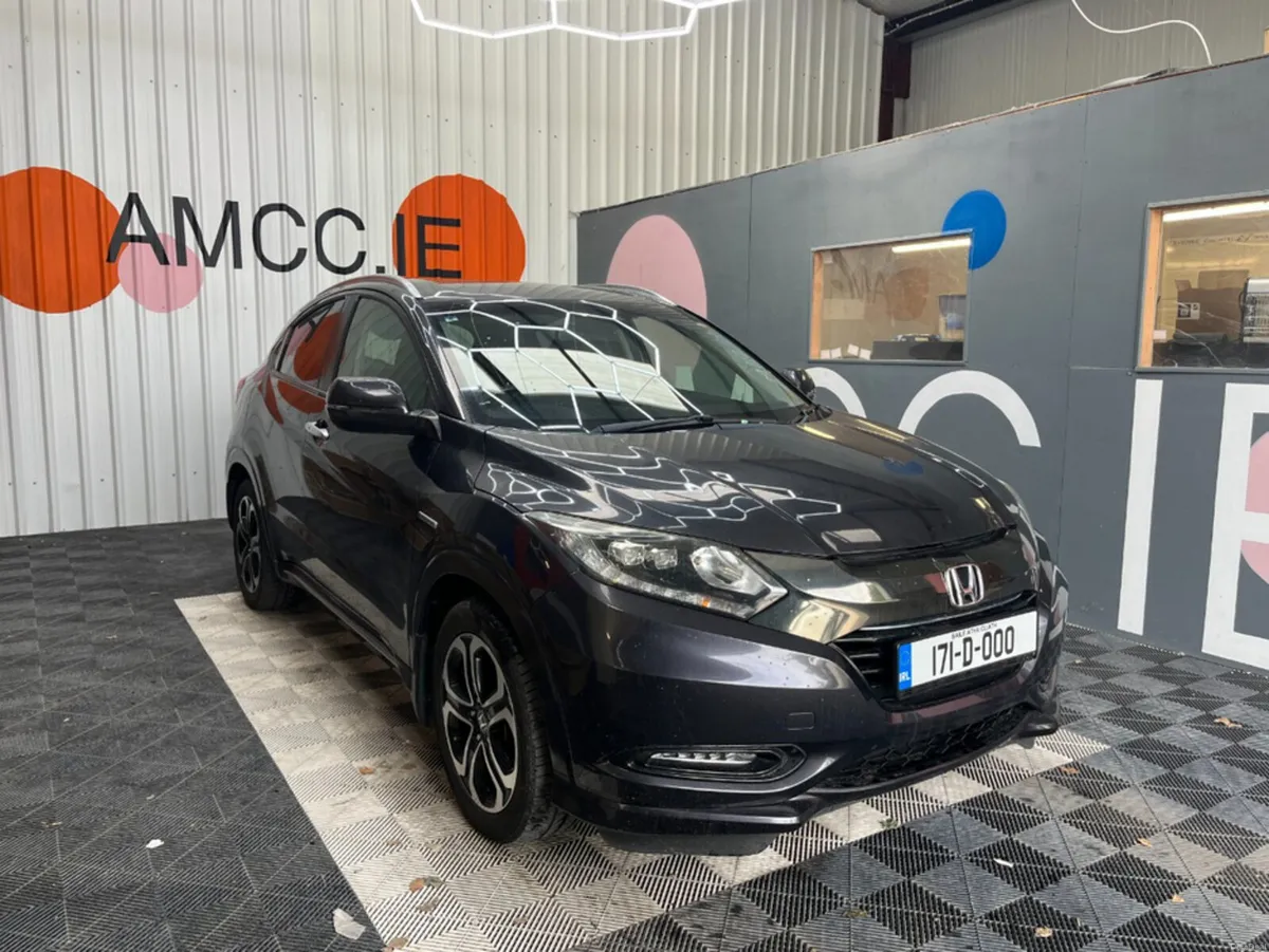 Honda Vezel 2017 HONDA VEZEL HYBRID Z 1.5 AUTOMATI - Image 1