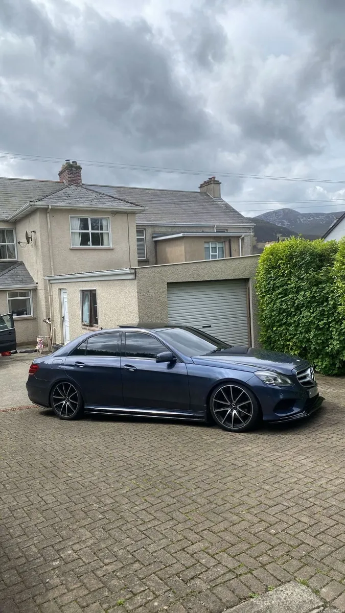 Mercedes-Benz E-Class 2015 - Image 6