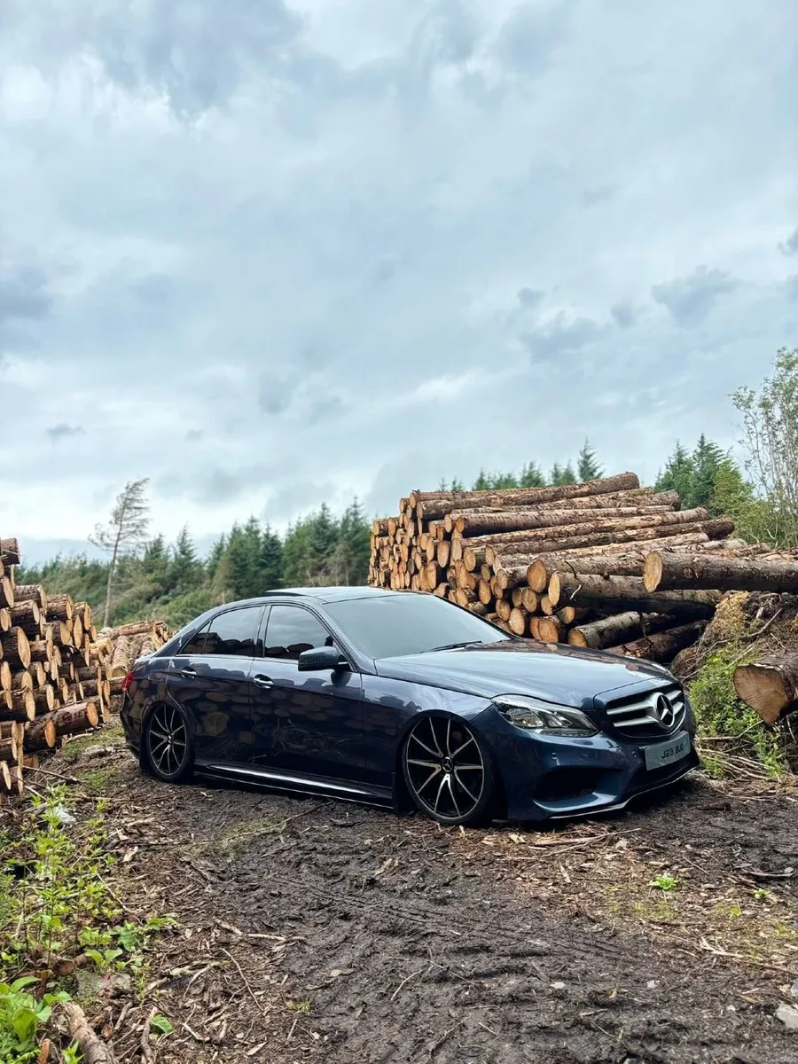 Mercedes-Benz E-Class 2015 - Image 3
