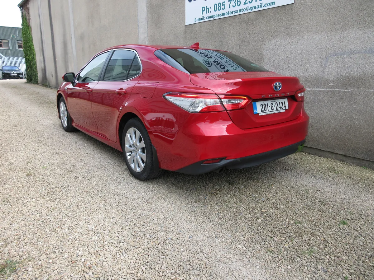2020 Toyota Camry 2.5 HYBRID SOL - Image 4