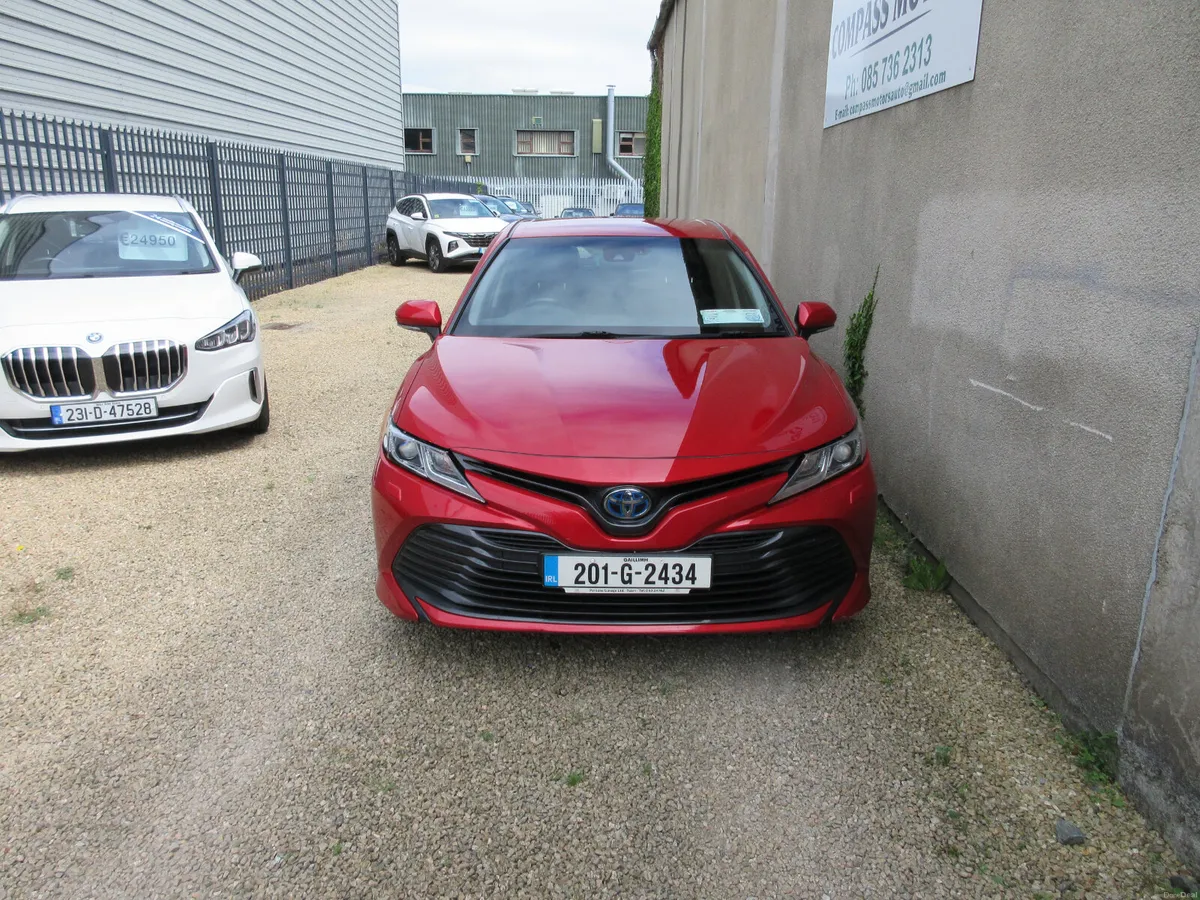 2020 Toyota Camry 2.5 HYBRID SOL - Image 2