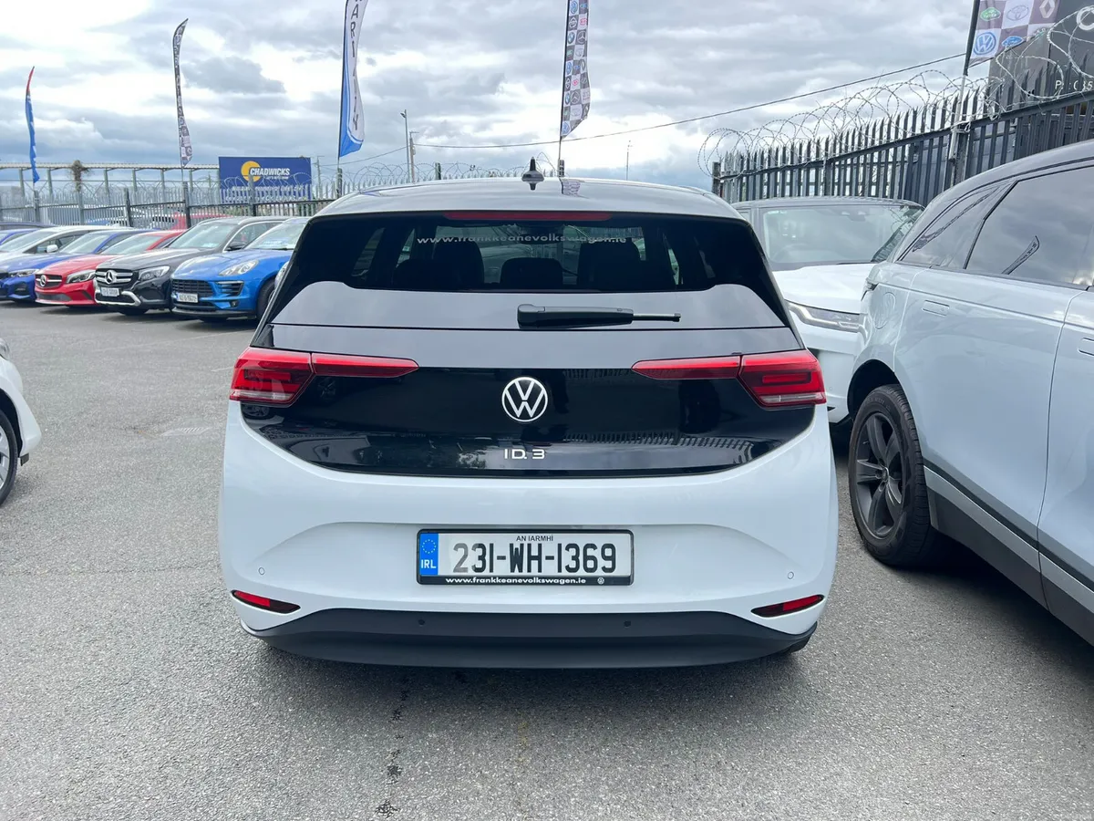 2023 Volkswagen ID.3 Electric - Image 6