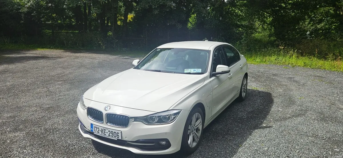 BMW 3-Series 2017 - Image 1