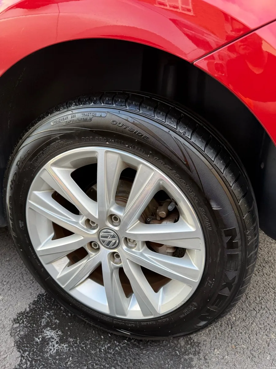 2017 Volkswagen polo 1.2 TSI Auto with warranty - Image 4