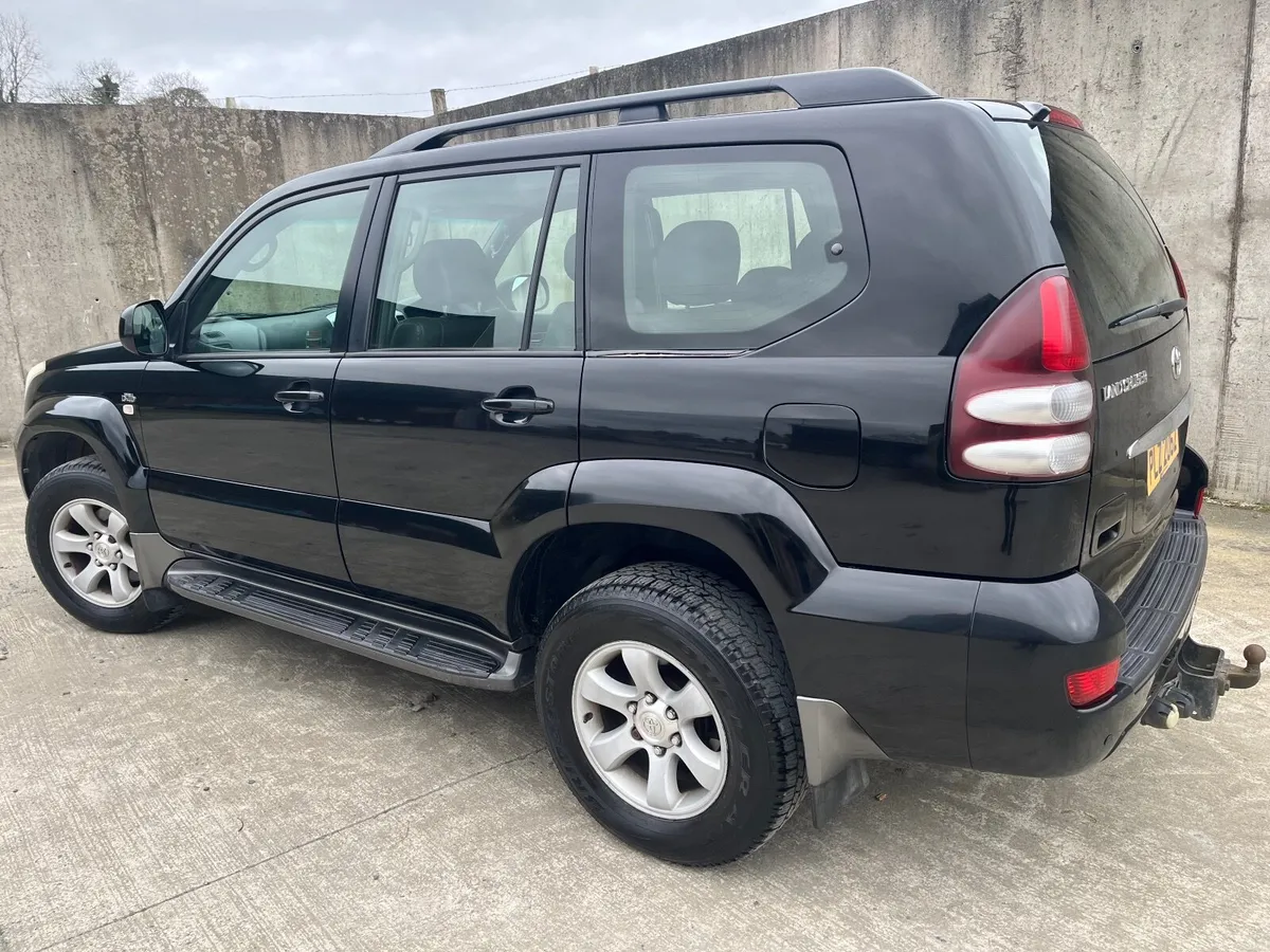 Toyota Land Cruiser 2005 - Image 4