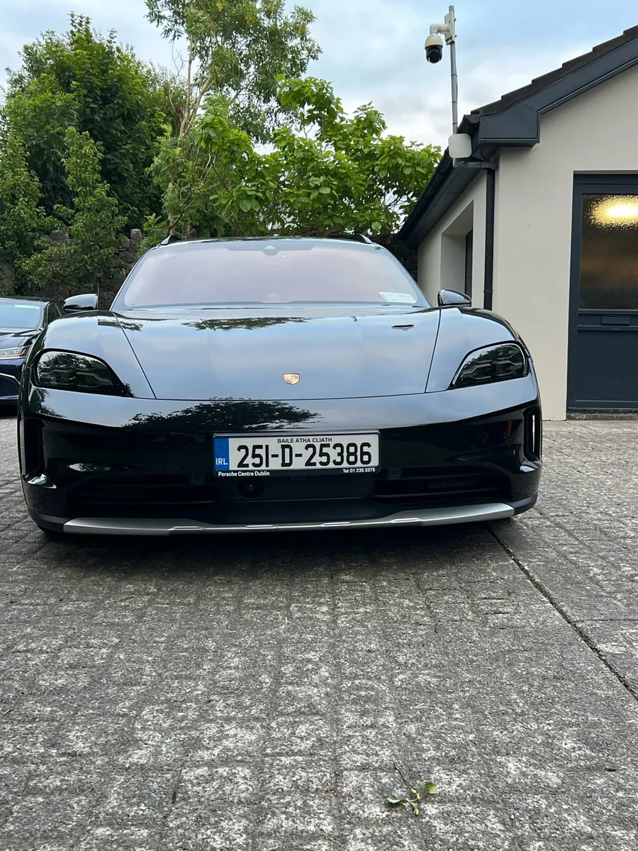 Porsche. - Image 1
