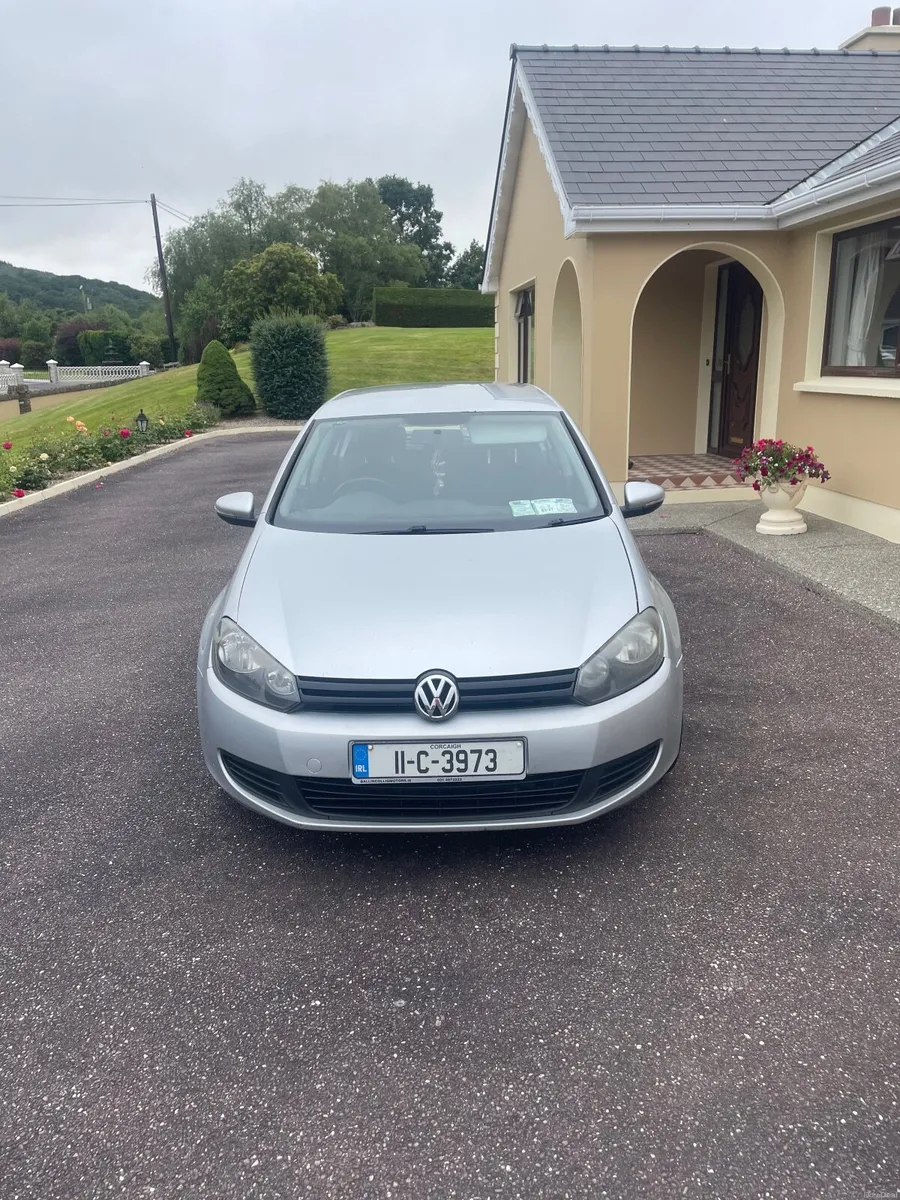 Volkswagen Golf 2011 - Image 1