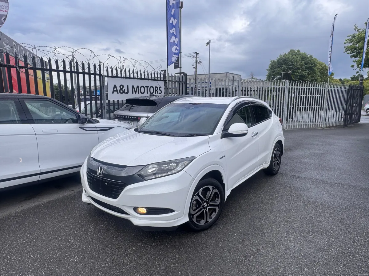 2015 HONDA VEZEL 1.5 HYBRID - Image 1