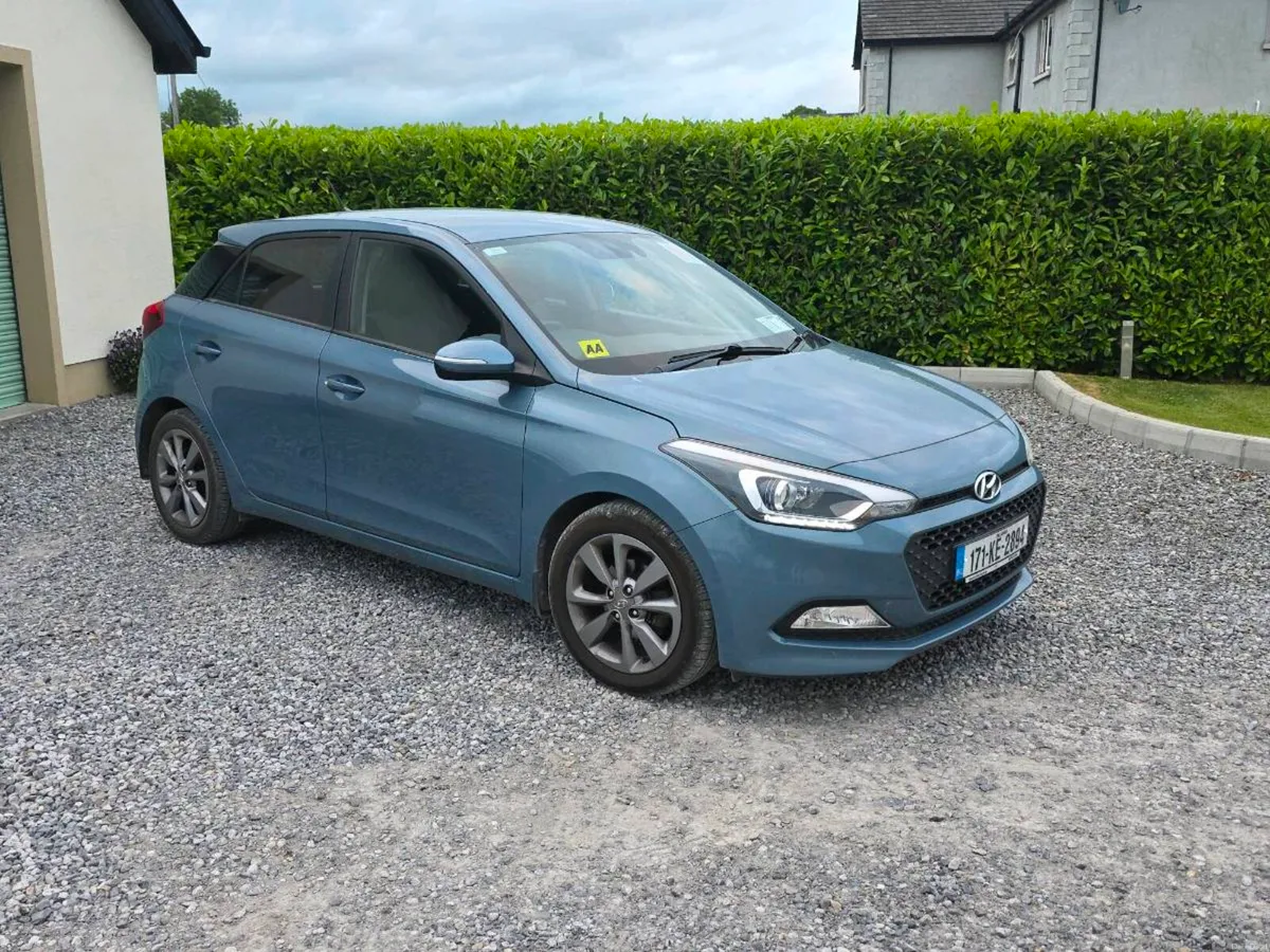 Car - Image 3