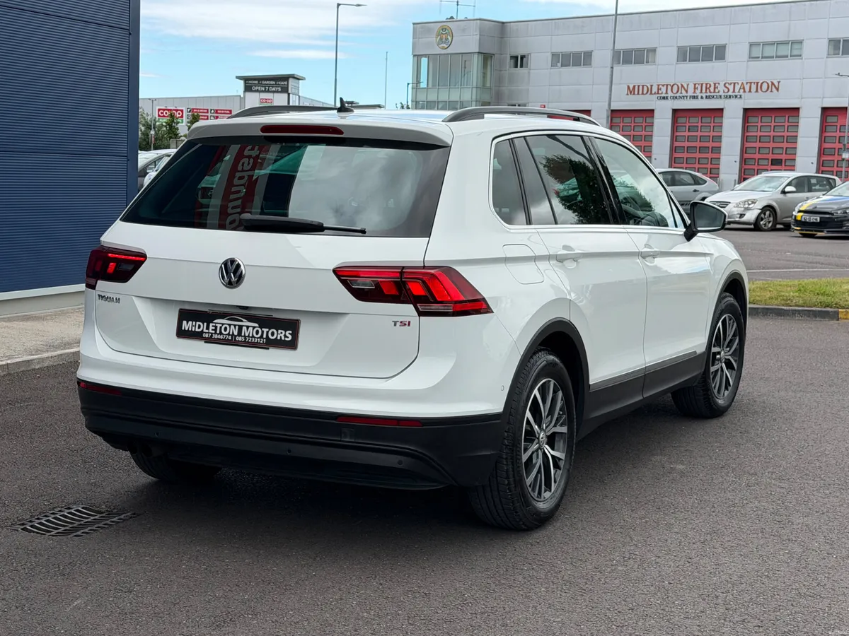 17 Tiguan Hi Line High spec Auto DSG ** Finance** - Image 5