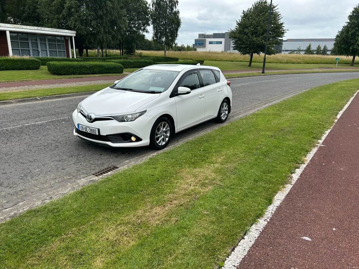 TOYOTA AURIS 1.6 D4D NCT 3/27 TAX 6/26 - Image 5