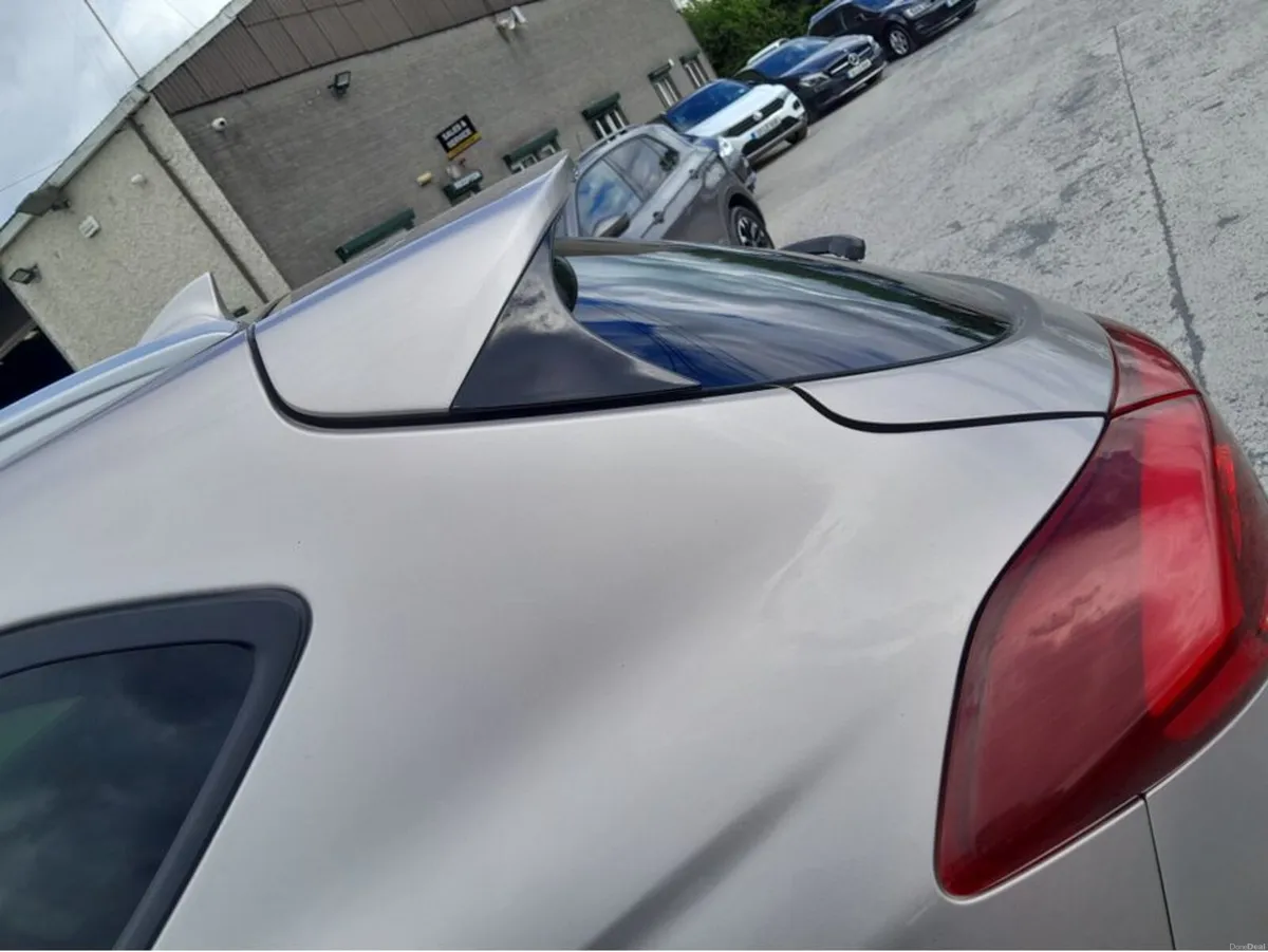 Hyundai Tucson 1.7 EXECUTIVE 5DR - Image 4
