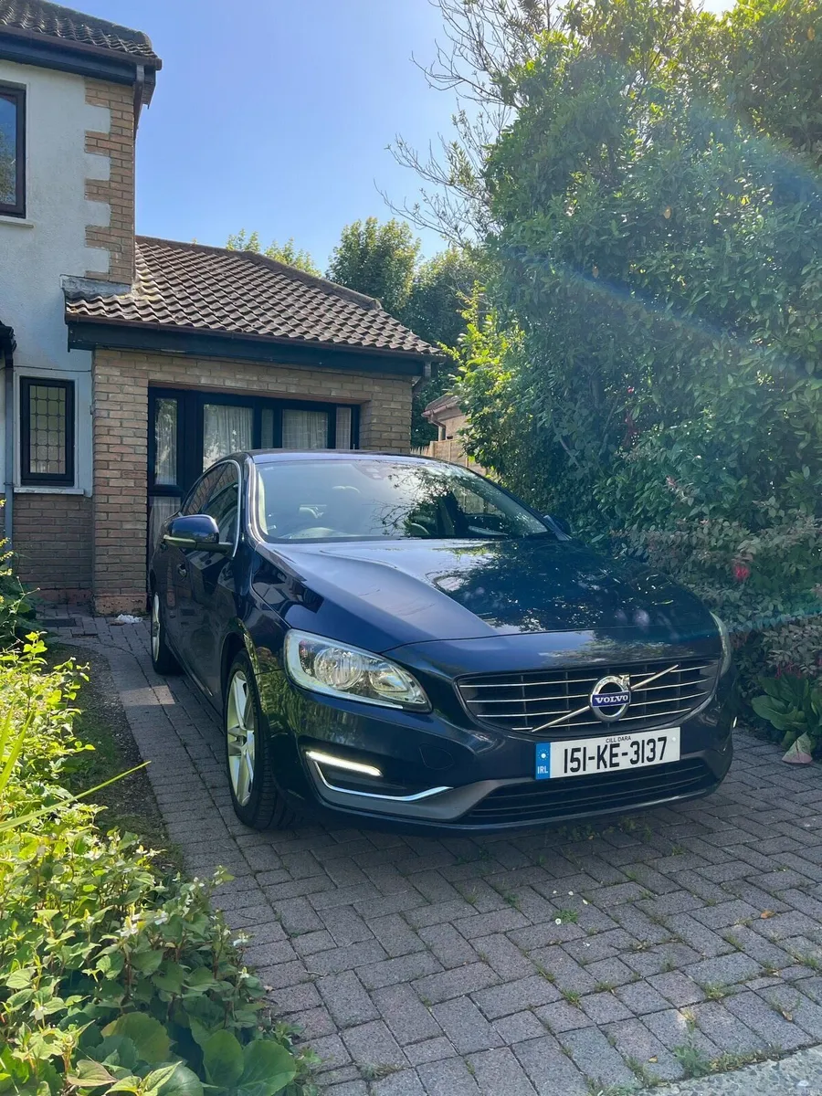 Volvo S60 2015  D4 Lux 181bhp - Image 2