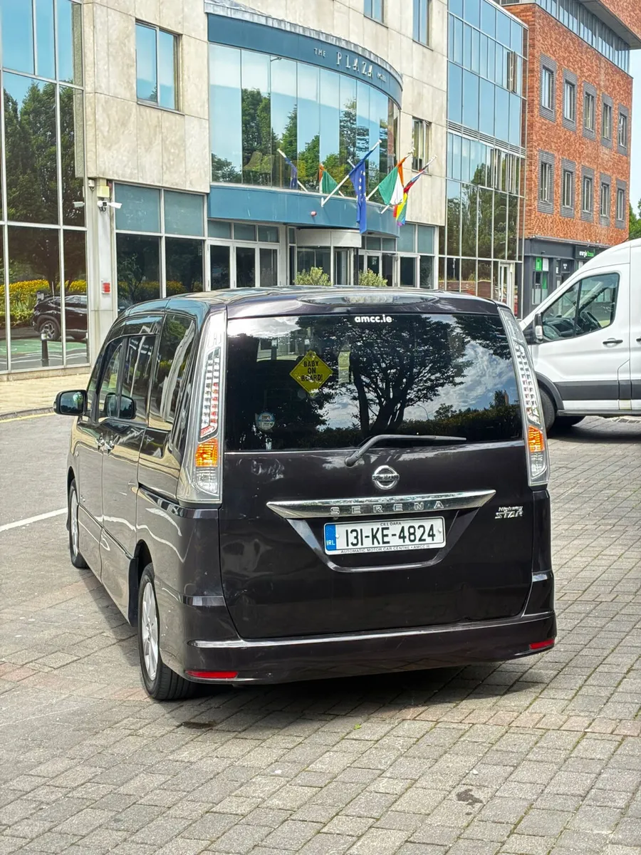 Nissan Serena 2.0 Hybrid Automatic - Image 4