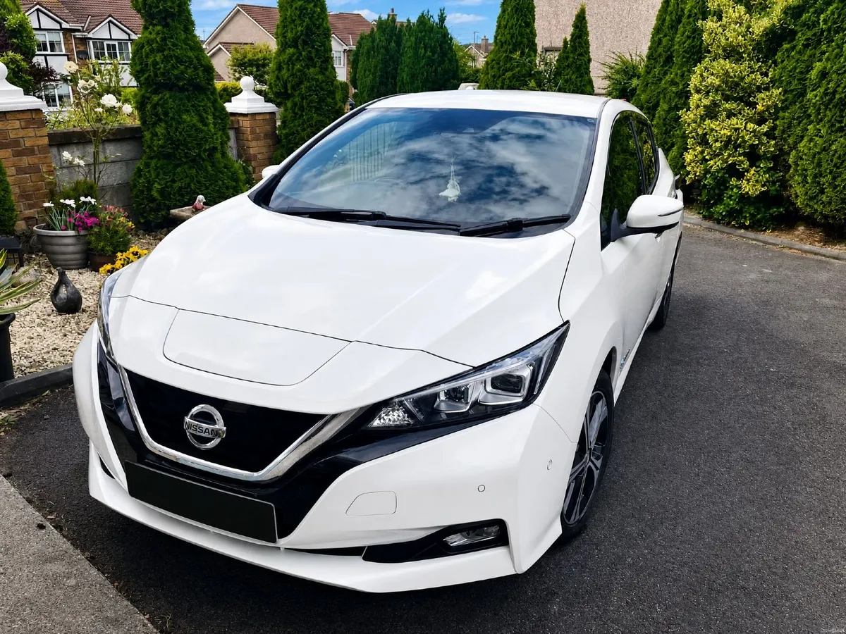 2018 Nissan Leaf e-Tekna 40kWh | e-Pedal | ProPilo - Image 4