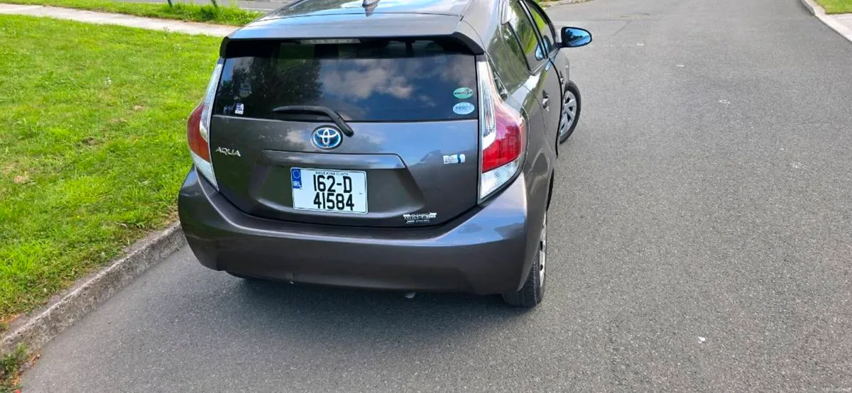 Toyota aqua 162d 1.5 hybrid engine with low milage - Image 5