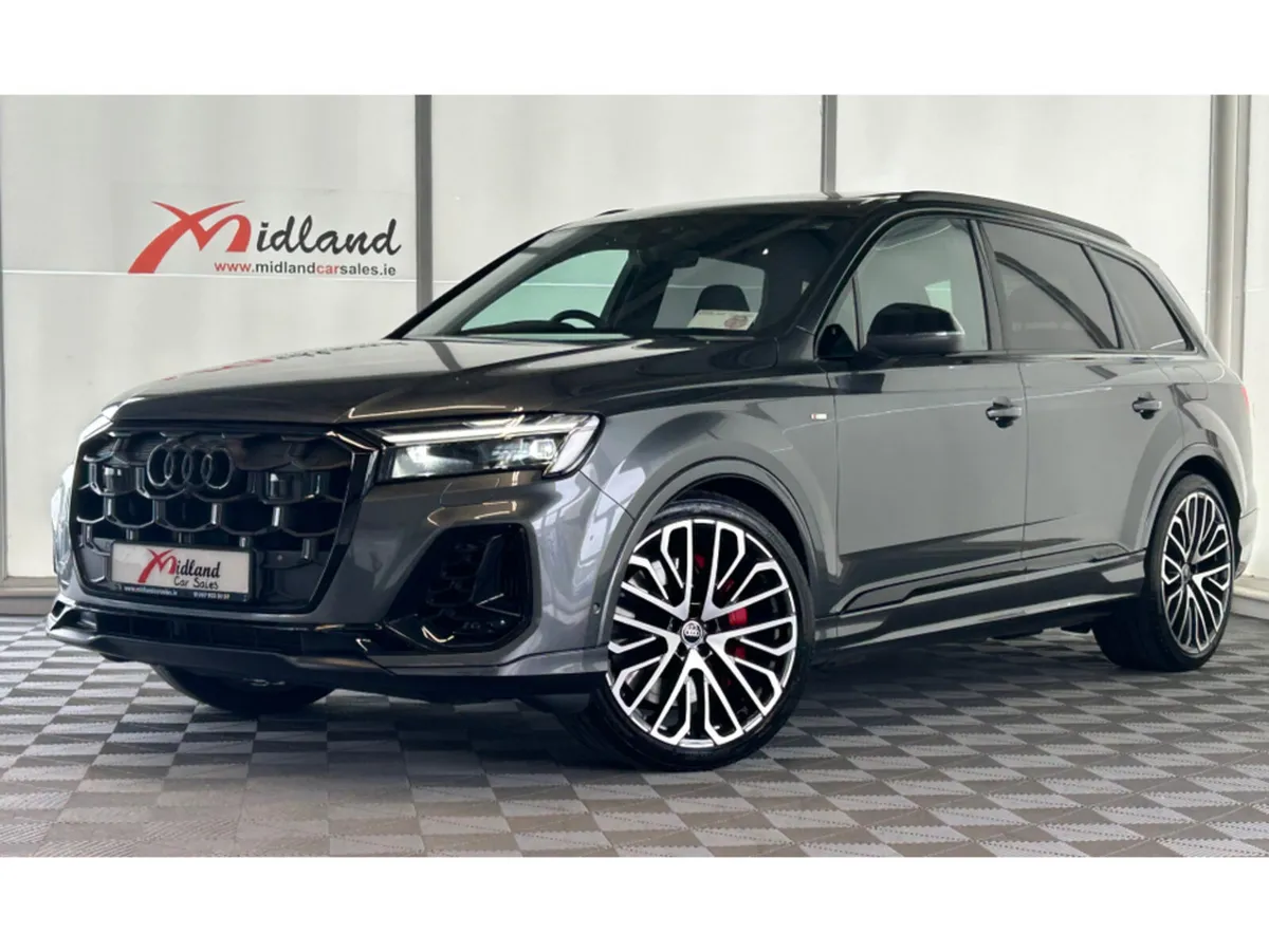 Audi Q7 60 TFSIE Q COMP 490PS*PAN ROOF*BLACK ED*PA - Image 1