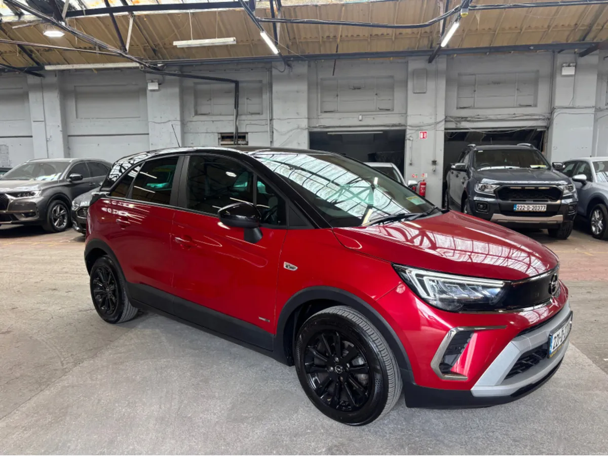Opel Crossland X SPORT 1.2 83PS-PET-5SP 5DR - Image 1